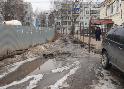 Из-за строительства многоэтажки дорога к детскому саду стала опасной
