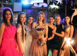 Стали известны имена Мисс зрительских симпатий и Мисс Дружба на областном конкурсе красоты