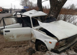 За минувшие сутки на дорогах области один человек погиб и двое получили ранения