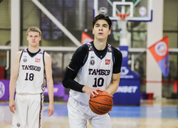 БК «Тамбов» удержал победу в напряжённой концовке матча с «Химками»