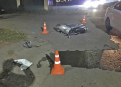 В Мичуринске иномарка врезалась в скутер с двумя подростками