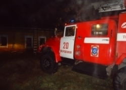 Любители попариться из Жердевского района лишились бани при пожаре