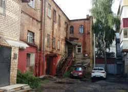 Городские власти не признают аварийным разваливающийся дом в центре Тамбова 