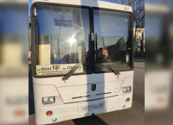 Кондуктора автобуса 18с планируют отстранить от работы за грубость пассажиру