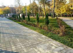 Городские власти разыскивают владельцев гаражей на улице Володарского