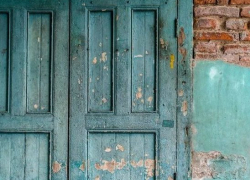 Администрация Тамбова ищет собственника полуразрушенного строения на Мичуринской