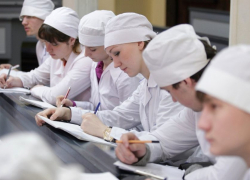 Третья городская больница примет на работу 50 "целевиков"