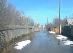 Вода перекрыла ряд дорог в регионе. Нет подъезда к селам. Затоплены мосты