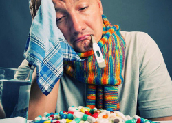 Одолел недуг? Больницы и поликлиники работают и в праздники