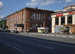 В центре Тамбова меняют расположение популярной остановки