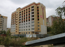 Обманутым дольщикам недостроя на Коммунальной начнут выплачивать компенсации