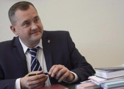Свой День рождения отмечает первый вице-губернатор области Олег Иванов 