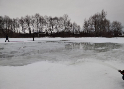 В Тамбове готовят к открытию главный уличный каток за Тезиковым мостом  