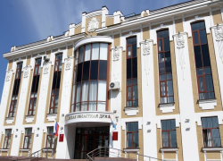 Почти половина нового состава тамбовской облдумы уже работала в прошлом созыве