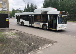 Пожилая тамбовчанка попала в больницу после падения в салоне автобуса № 50