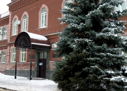 На Кёршинском водохранилище построили незаконный забор, закрывающий доступ к воде