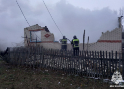 В Уваровском округе полностью сгорел жилой дом, погибли два человека 