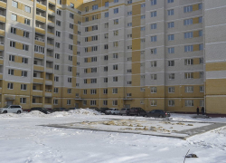 Суд ждёт застройщика за нарушения в сданном в эксплуатацию доме на Киквидзе, 73в 