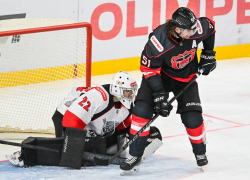 «Молот» обломал зубы тамбовским «волкам»