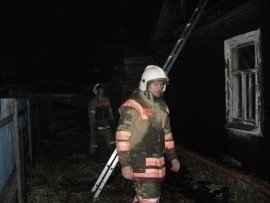 Два дома в Тамбовском районе выгорели полностью, несмотря на все усилия пожарных