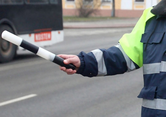 Жители села Серповое против сотрудников ГИБДД