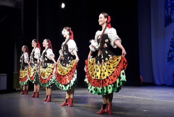 Ансамбль песни и танца «Ивушка» отмечает свое 50-летие на Рахманиновском фестивале