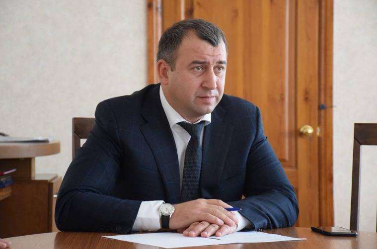 Врио вице-губернатора Арсен Габуев подал в отставку