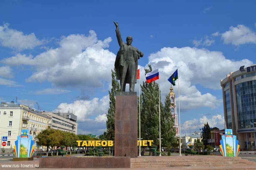 Тамбовчанин предложил снести памятник Ленину и «Тамбовский колхозник"