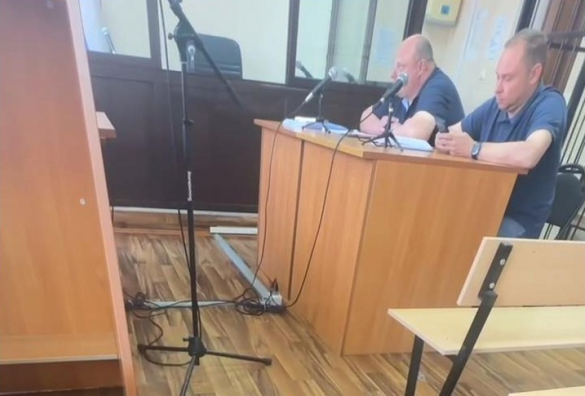 Заседание по делу гендиректора «КомЭк» по обвинению в хищении 22 млн рублей и незаконном предпринимательстве вновь отложено