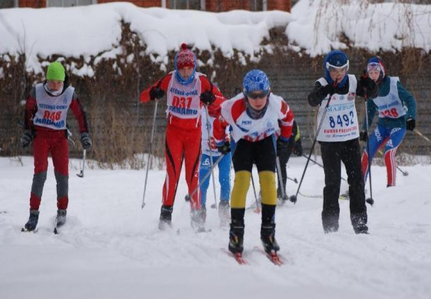 Лыжники от 8 до 60 лет показали класс на стадионе «Динамо»