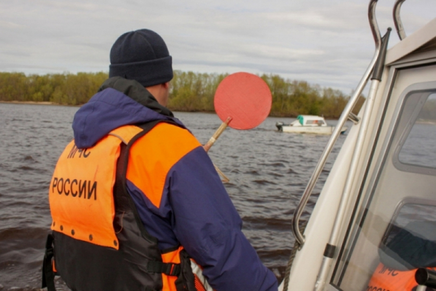 Инспекторы ГИМС проводят месячник безопасности на водных объектах области 