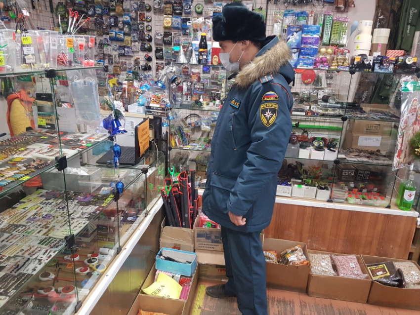 В Тамбовской области проводятся рейды по точкам продажи пиротехники