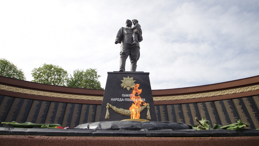 В Мичуринске торжественно открыли мемориал, посвящённый Великой Отечественной войне