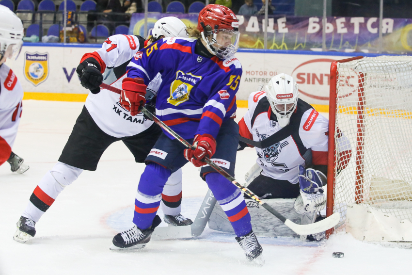 ХК «Тамбов» всухую проиграл в Воскресенске