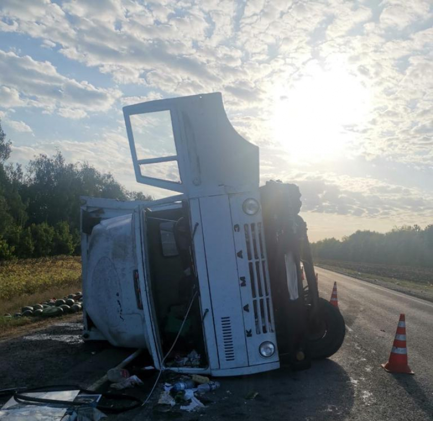 В Тамбовской области в ДТП с участием трёх грузовиков погиб человек