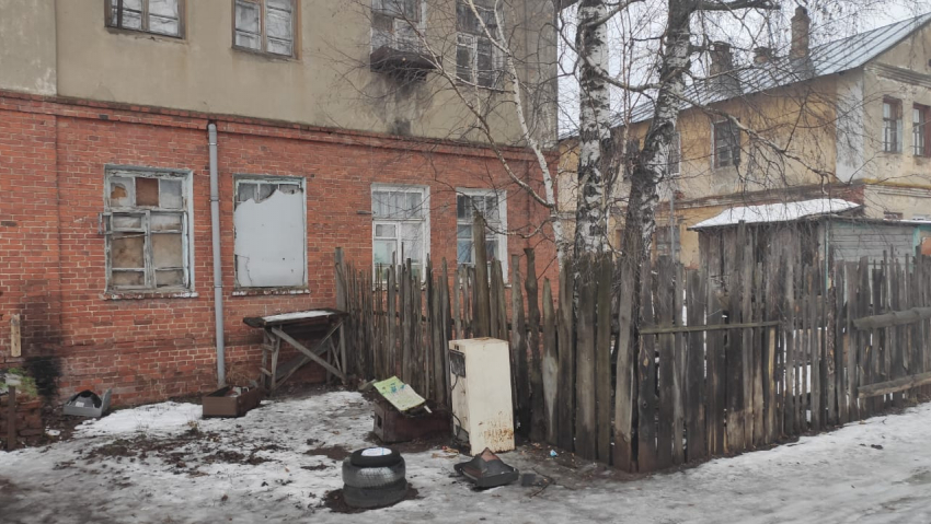 Администрация Котовска передумала покупать квартиры для жильцов аварийного дома