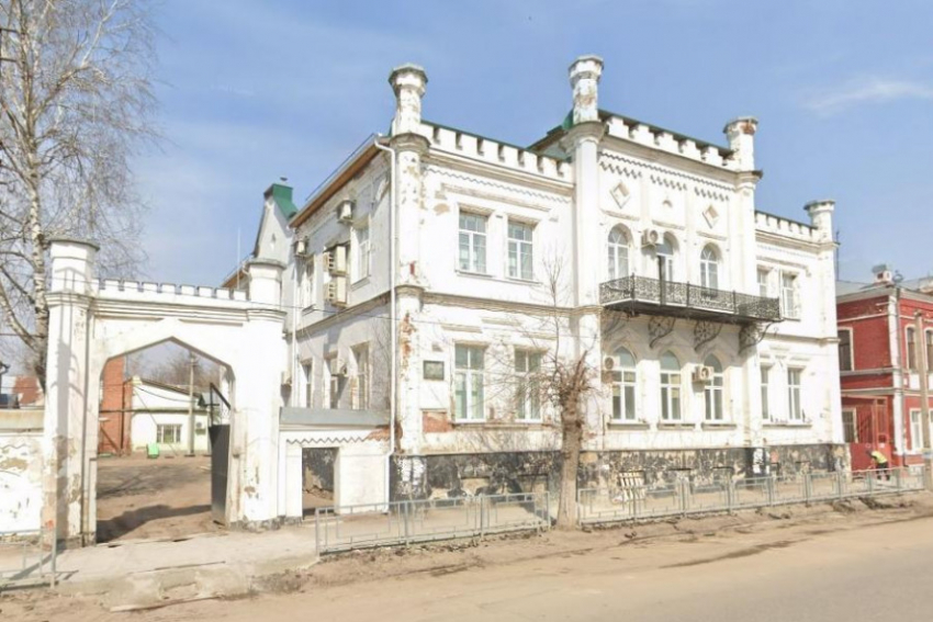В Моршанске ищут подрядчика для ремонта фасада дома купца Платицина