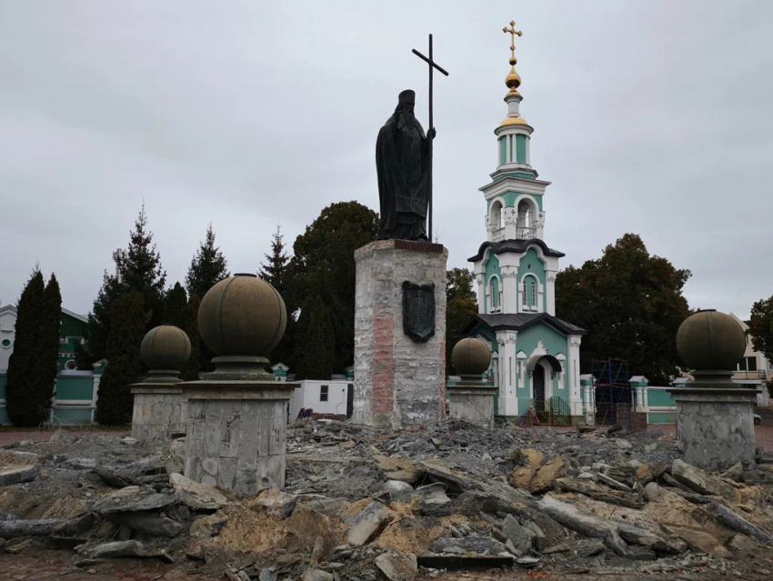 Суд обязал тамбовскую дирекцию благоустройства расторгнуть контракт по Соборной площади в одностороннем порядке