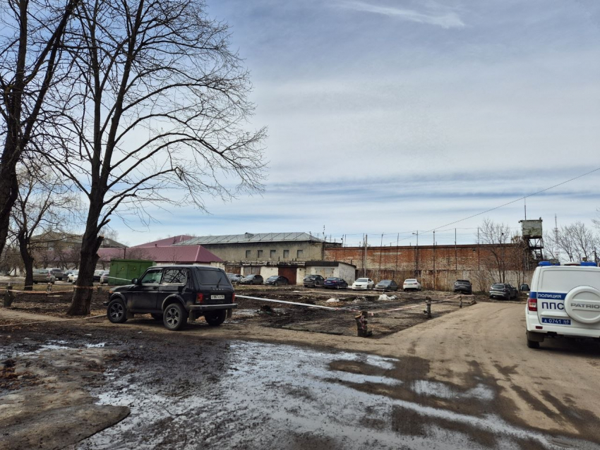 Конфликт вокруг зелёной зоны на Чичканова, 131 в Тамбове: жителям пришлось вызвать полицию 