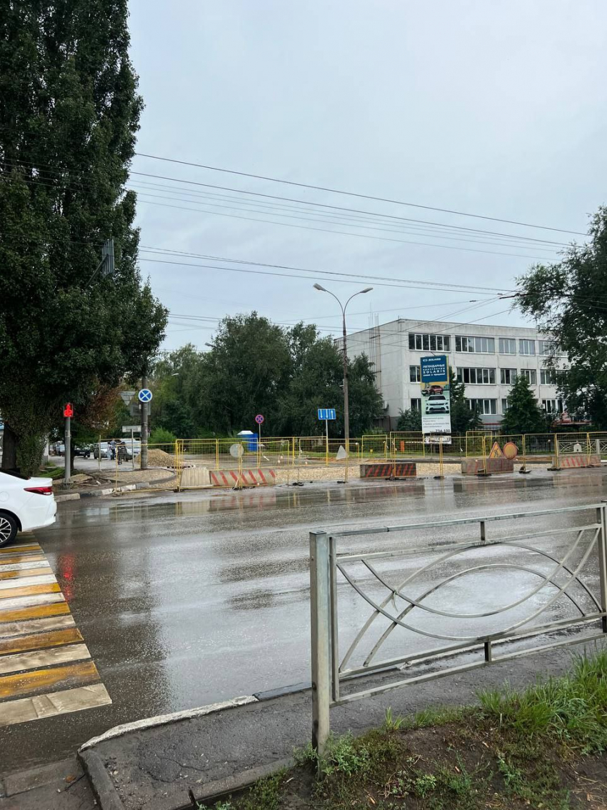 Бульвар Строителей в Тамбове остаётся закрытым спустя два месяца после начала ремонтных работ