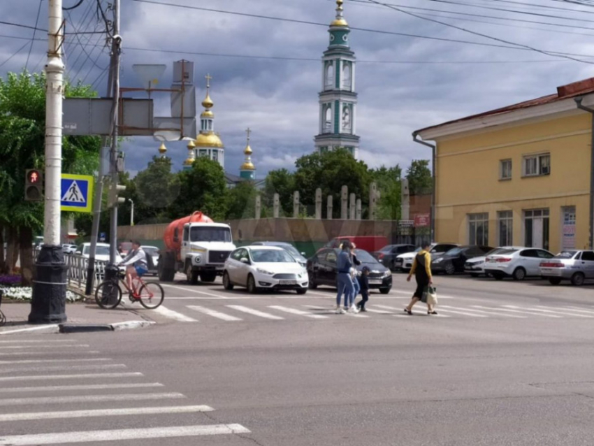 В центре Тамбова пытаются продать памятник варварству местных предпринимателей