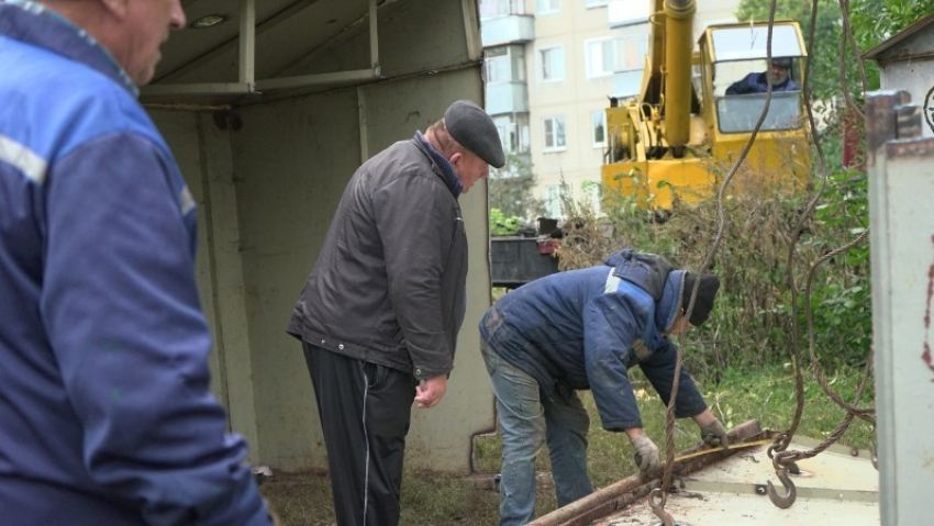 В Тамбове демонтировали очередной бесхозный гараж 