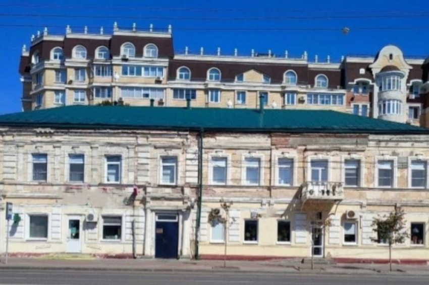 В Тамбове приставы заставят собственников дома на Советской отремонтировать фасад
