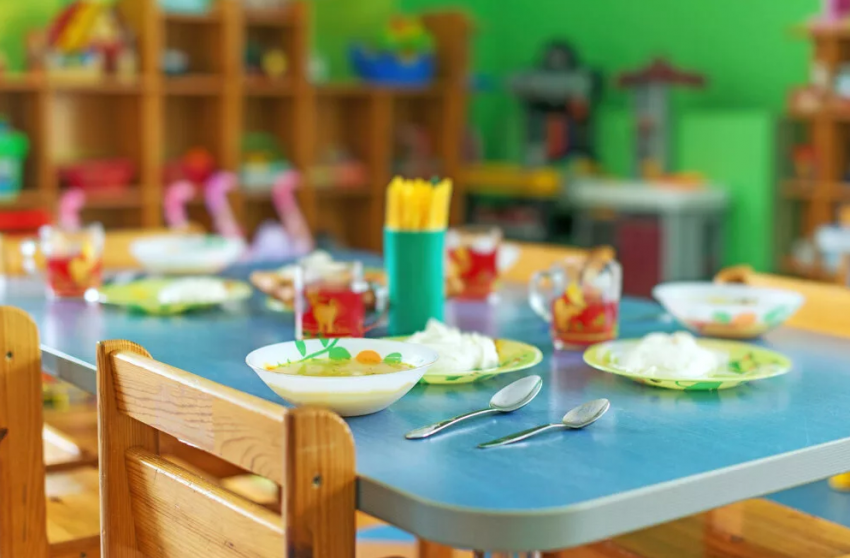 Родители беспокоятся за здоровье детей из-за некачественного питания в одном из детских садов Тамбова