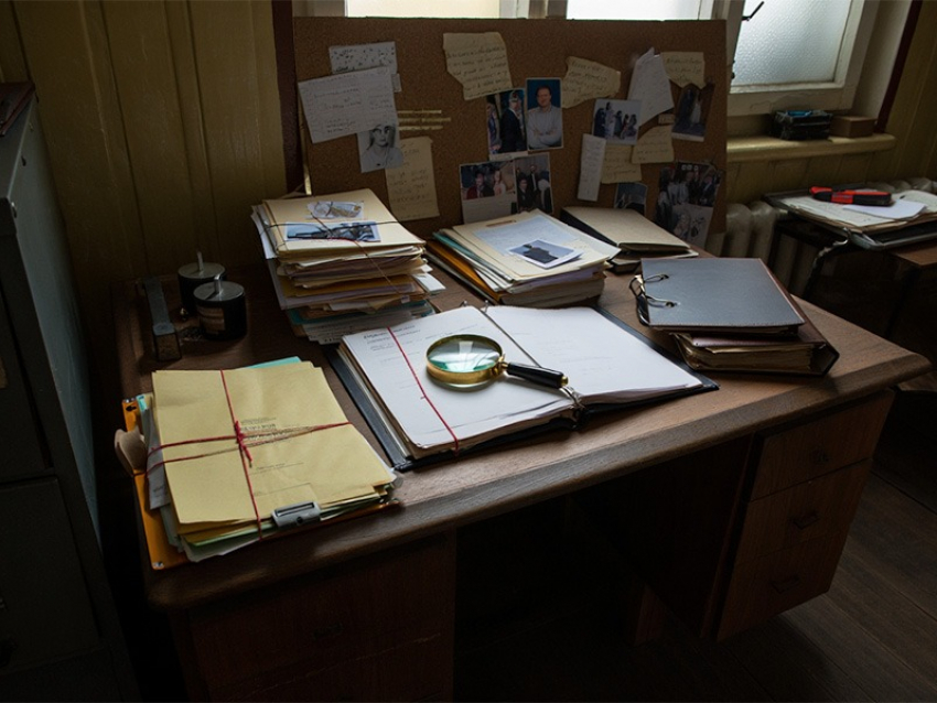 Эльдар Лебедев Эдуард Трухменев: сила тишины или внутренний конфликт следователя в криминальном жанре