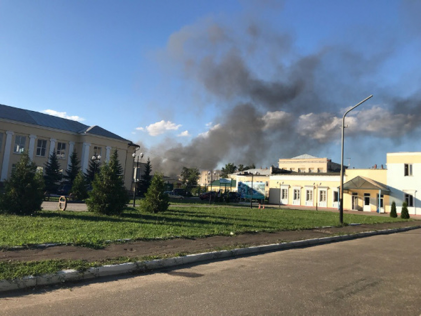 Пожар на «Пигменте» тушили 25 пожарных