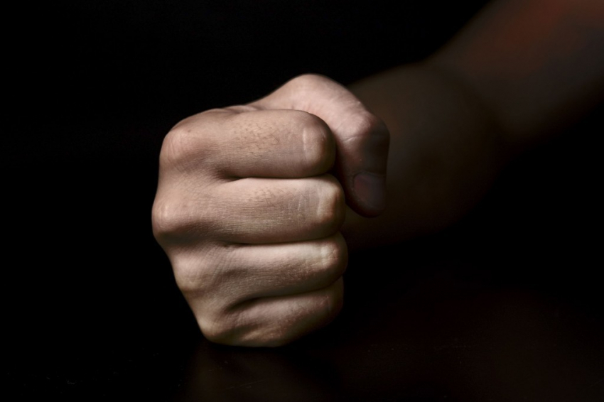 С тяжелыми травмами попали в больницу двое мужчин после встречи с 35-летним тамбовчанином