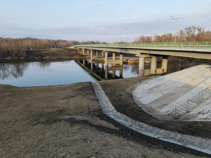 Аварийный мост через Ворону демонтировали раньше срока