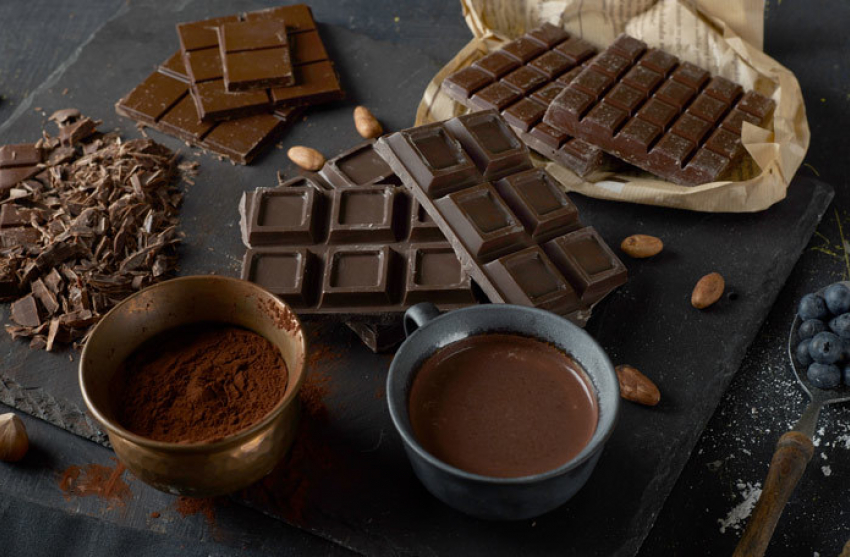 Учёные доказали, что поедание темного шоколада снижает риск развития депрессии