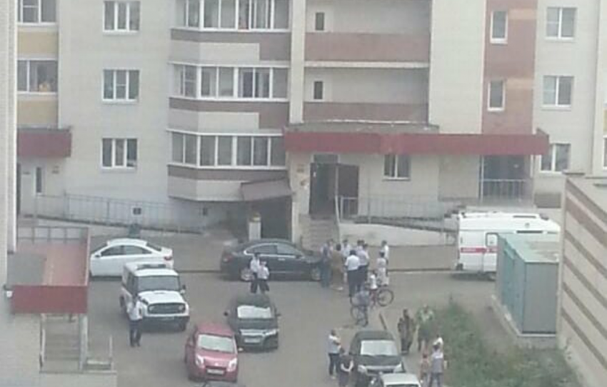 22-летний тамбовчанин упал с 14 этажа и выжил 